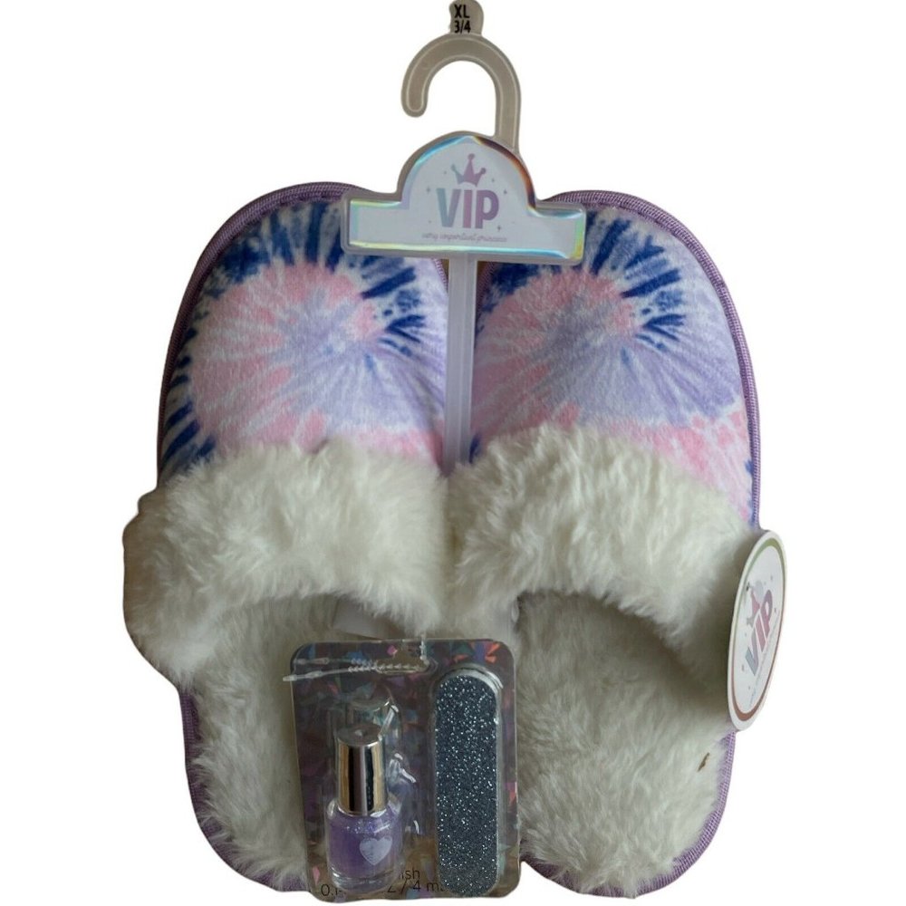 🐶Girl’s Slippers XL 3/4 VIP Slippers Tie Dye Lilac Faux Fur with nail polish